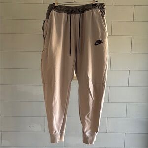 Nike Men's Jogger Pants